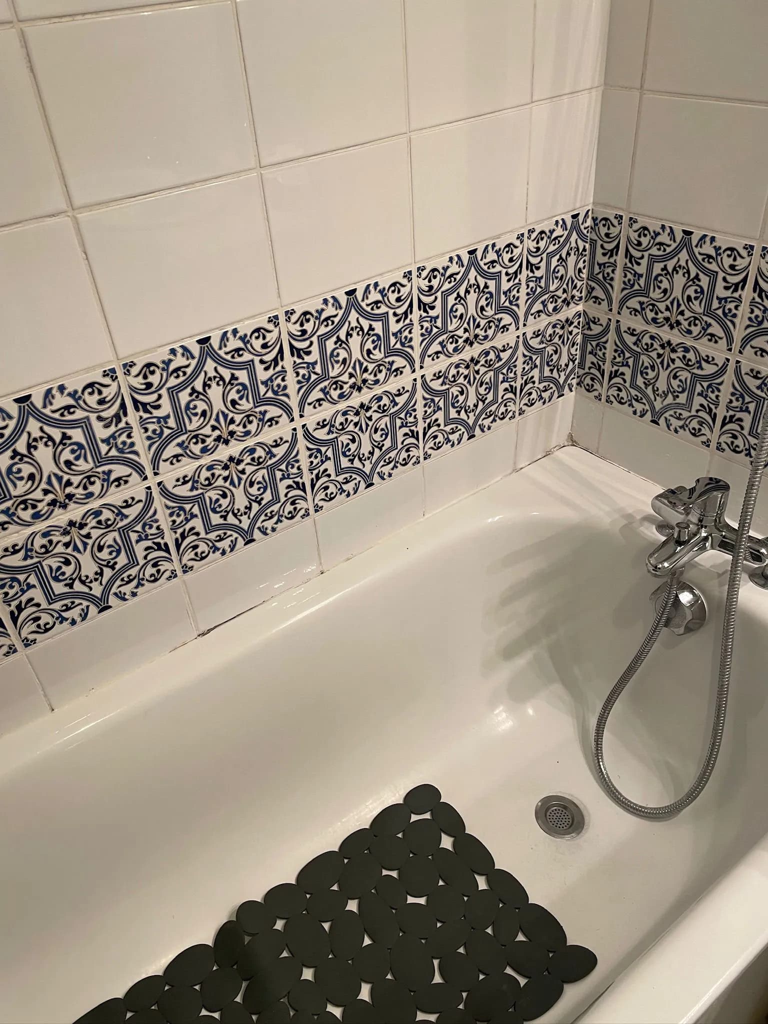 Après: Nettoyage de baignoire : avant et après